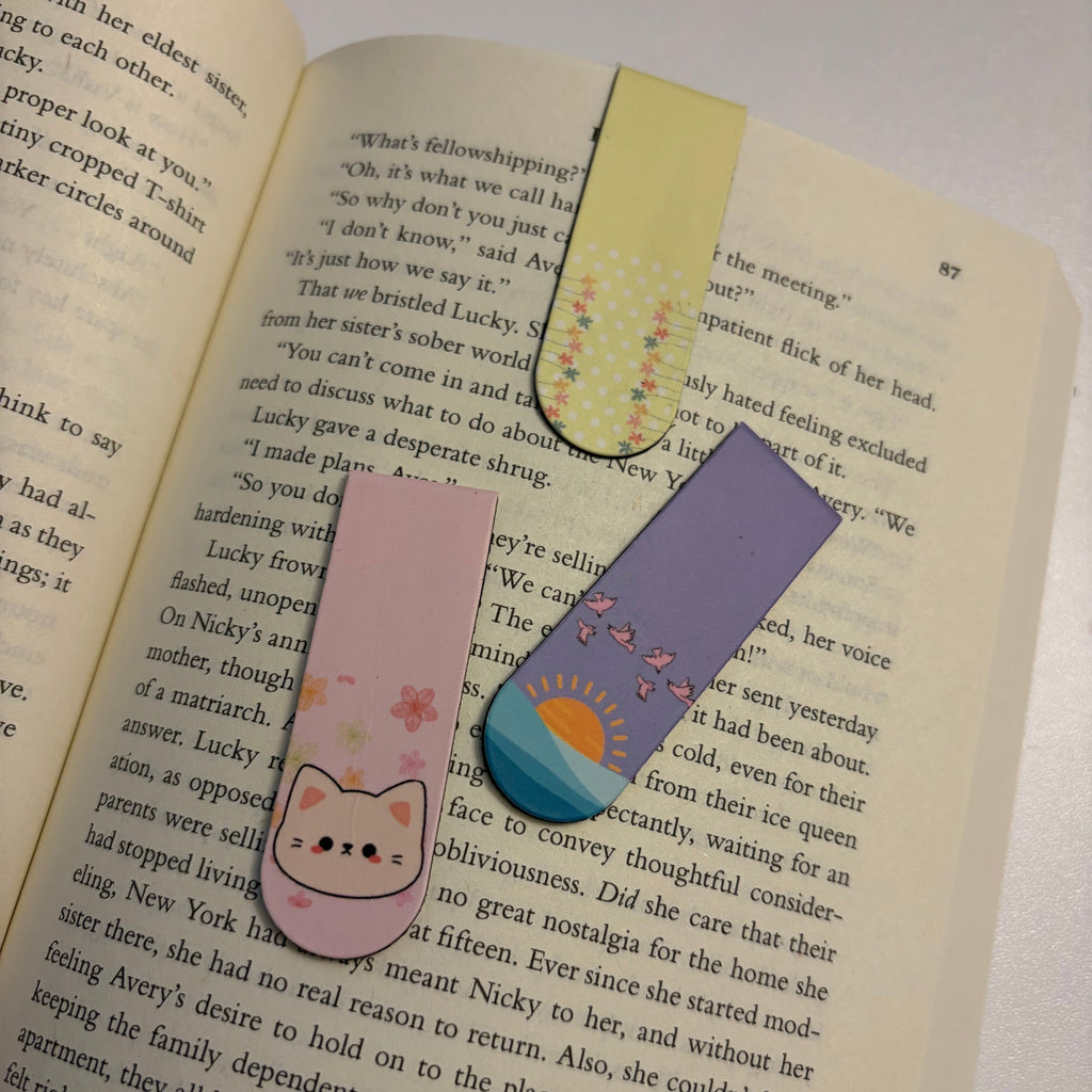 Magnetic Bookmark Set