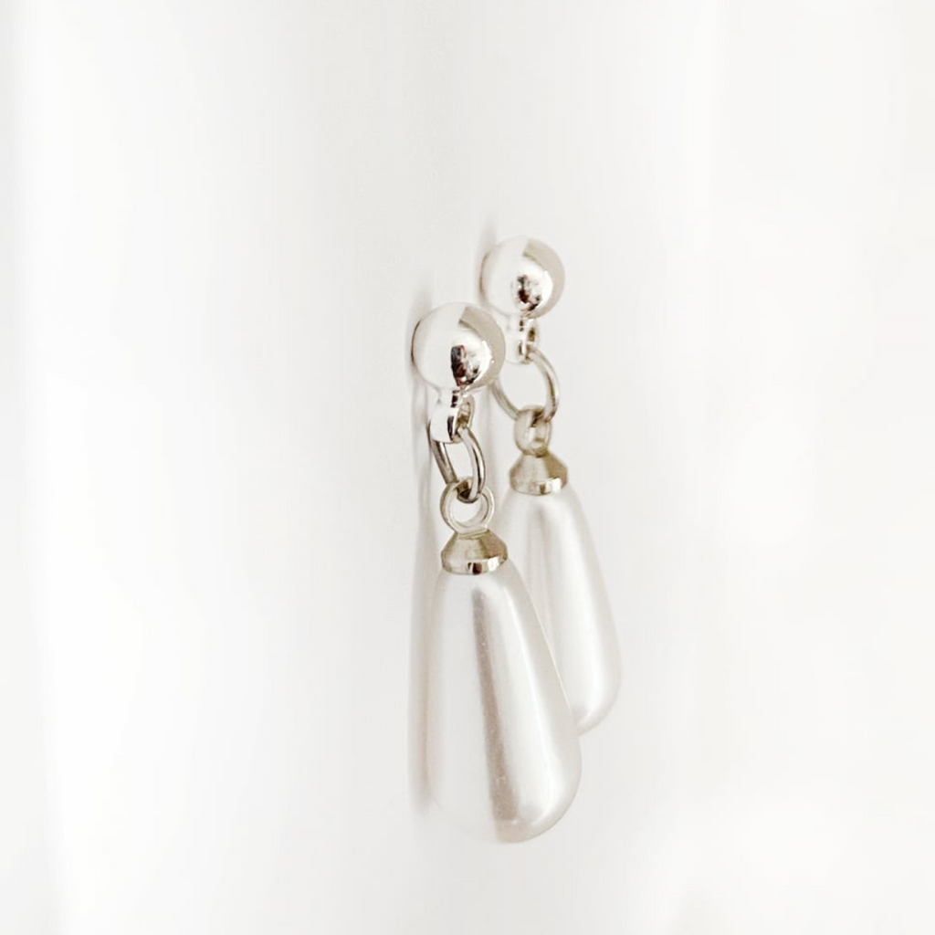 Dewdrop Grace Earrings