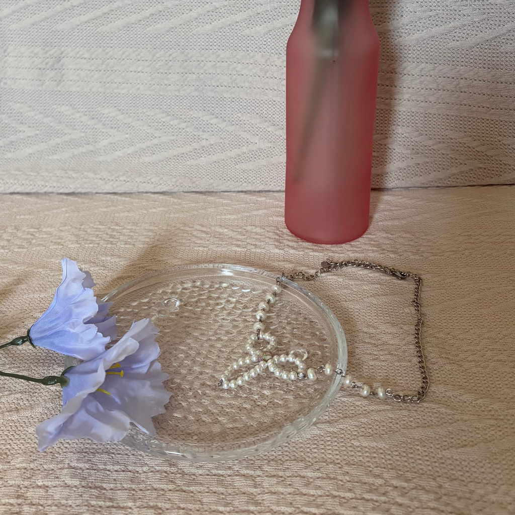 Garden Bow Beaded Necklace