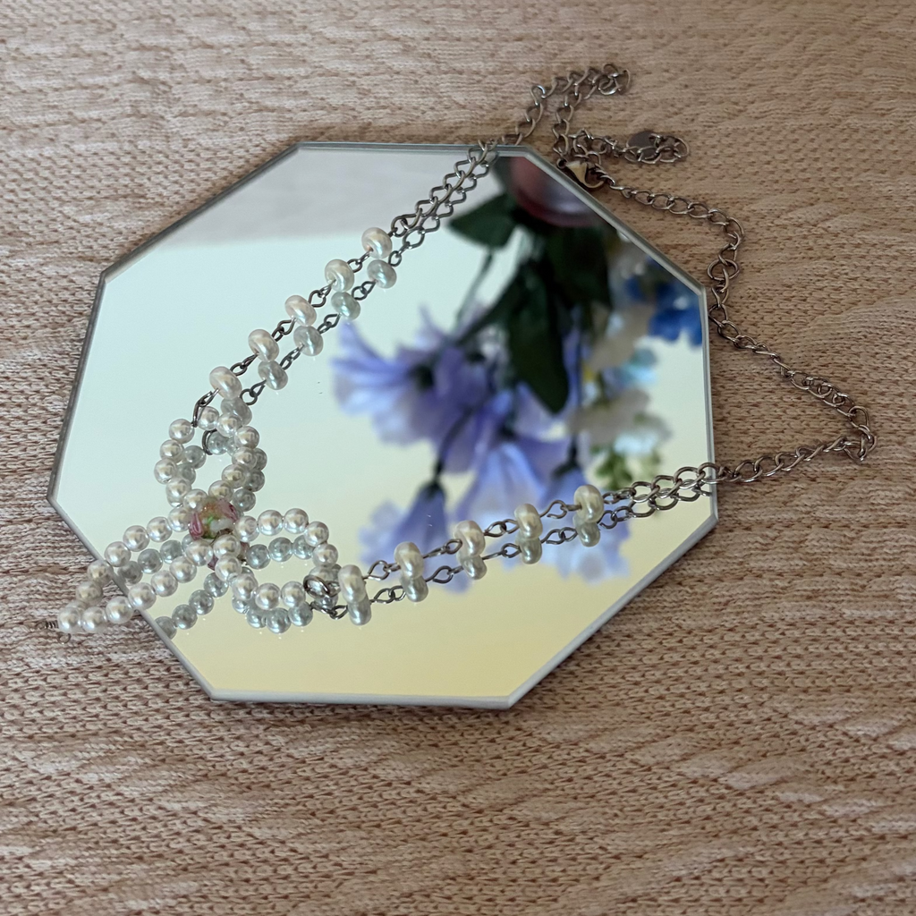 Garden Bow Beaded Necklace