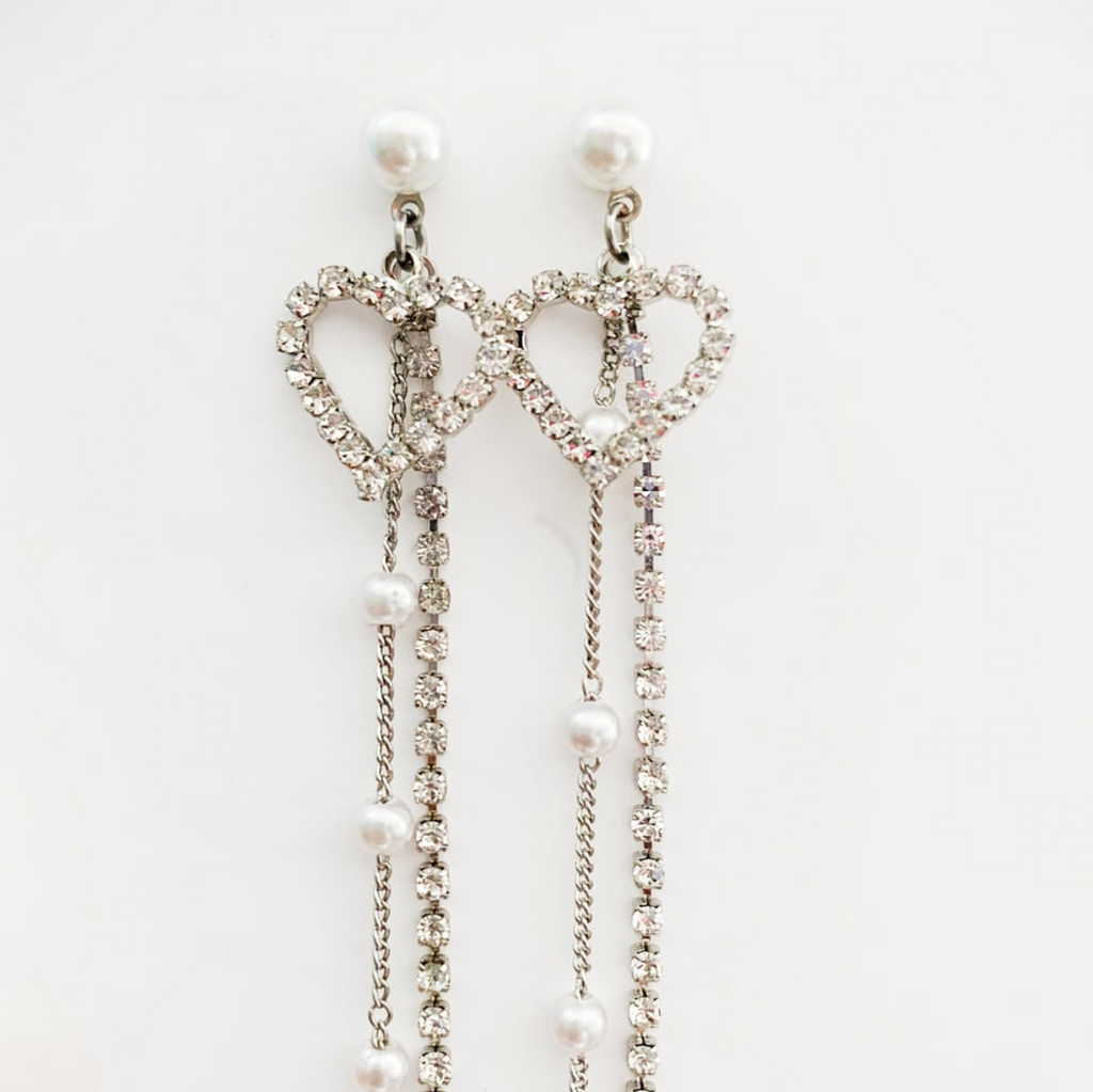 Heartfall Grace Earrings