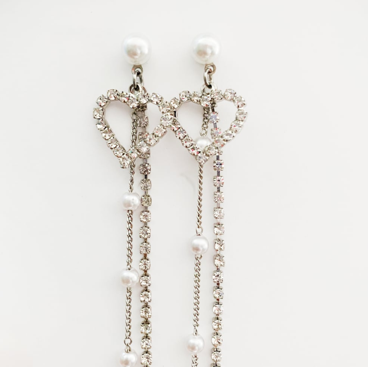 Heartfall Grace Earrings