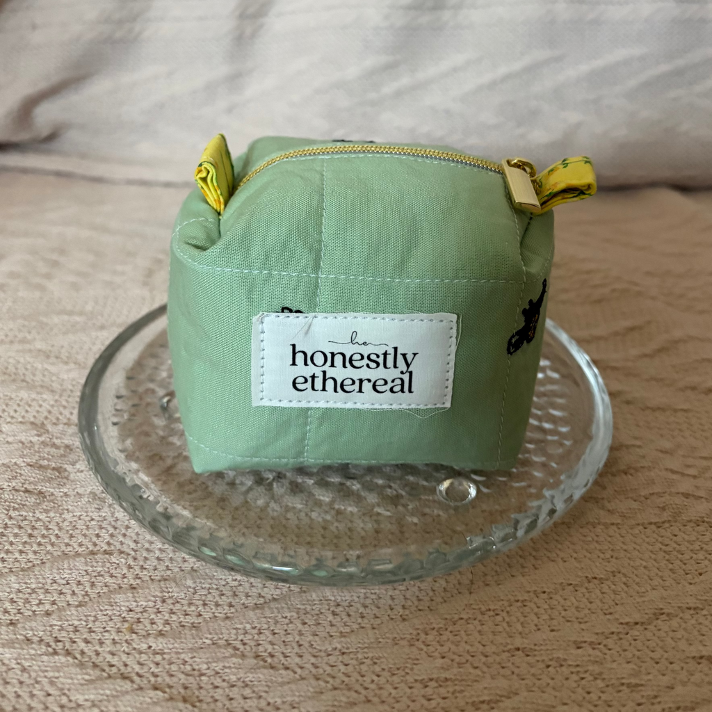 Bee Garden Boxy Coin Pouch