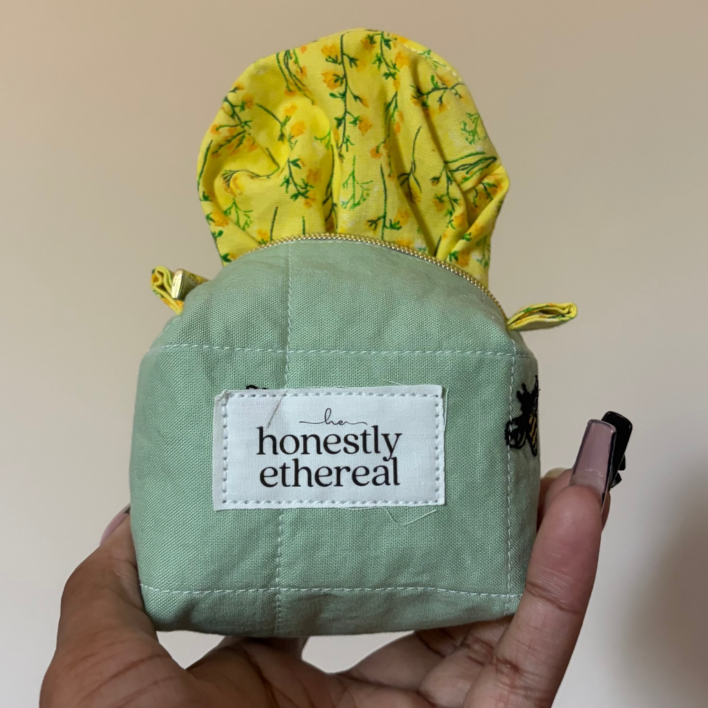 Bee Garden Boxy Coin Pouch