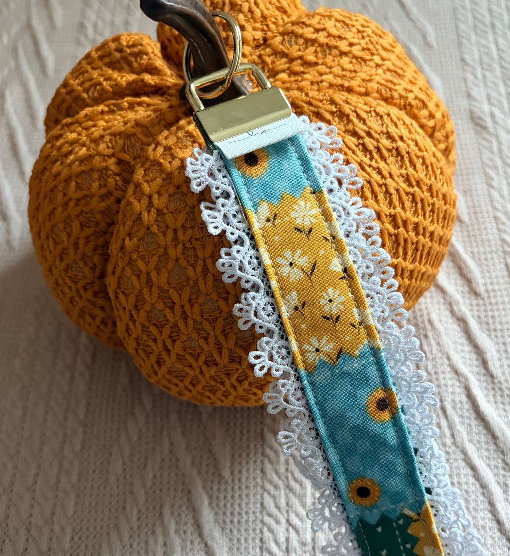 Harvest Patch Wristlet